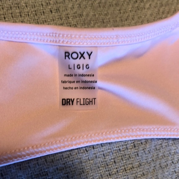 Roxy tank top size L - Picture 4 of 4